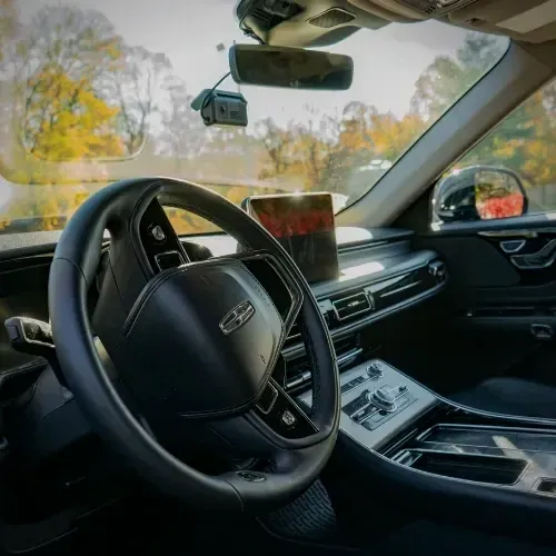 Lincoln Navigator cockpit and centre console